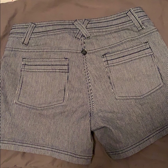 Prana striped shorts - Picture 3 of 3